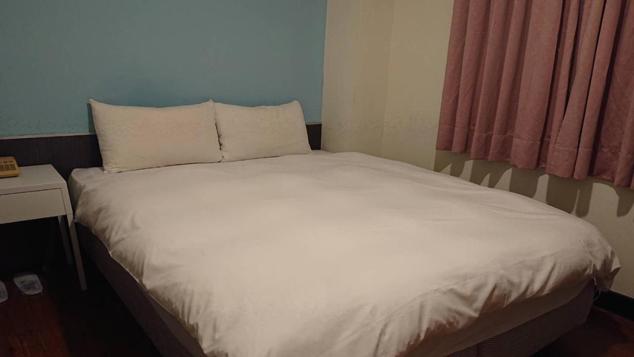 Wan Tai Hotel Chiayi Exterior foto