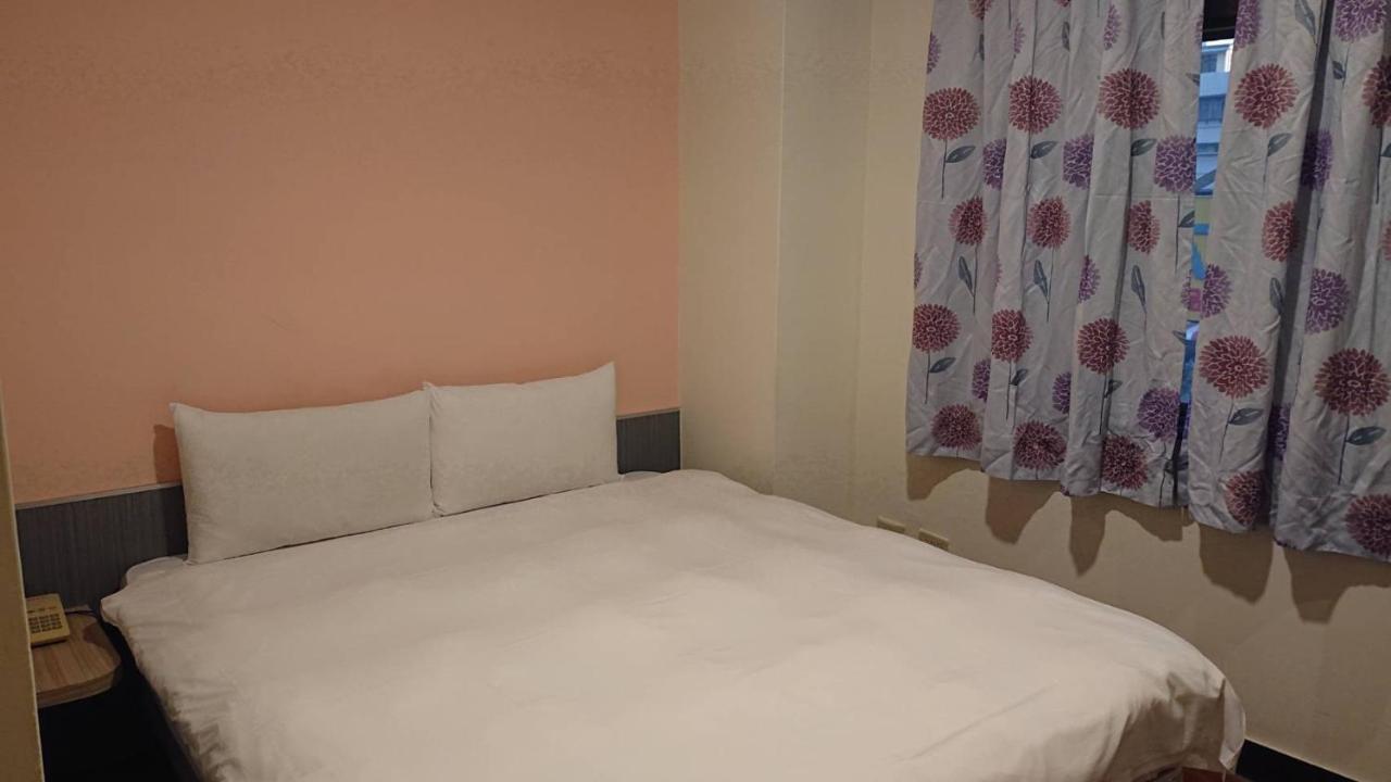Wan Tai Hotel Chiayi Exterior foto