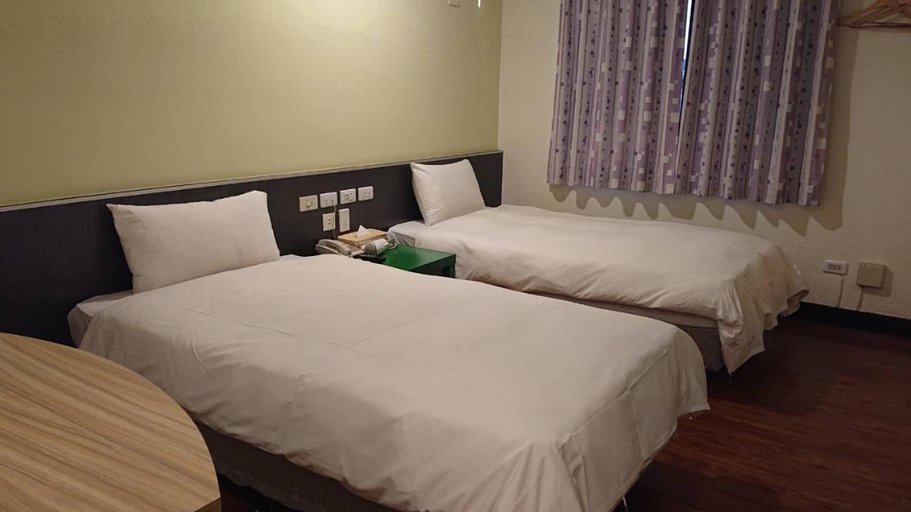 Wan Tai Hotel Chiayi Exterior foto